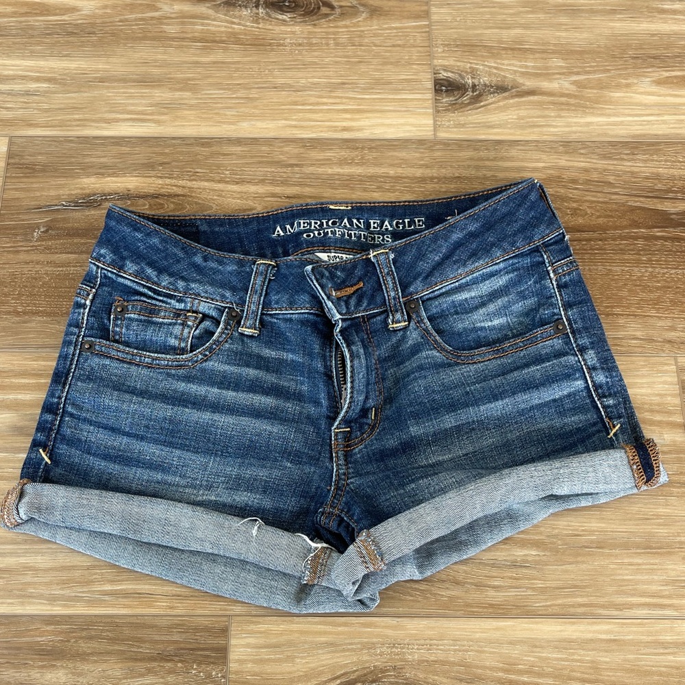AMERICAN EAGLE SUPER SOFT SHORTIE SHORTS